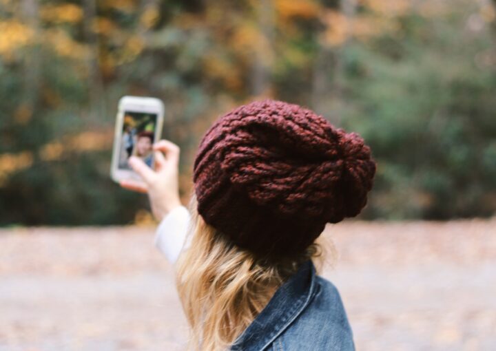 The Ethics of UGC: Guiding Brands through User-Generated Content Challenges_Giraffe Social_Blog